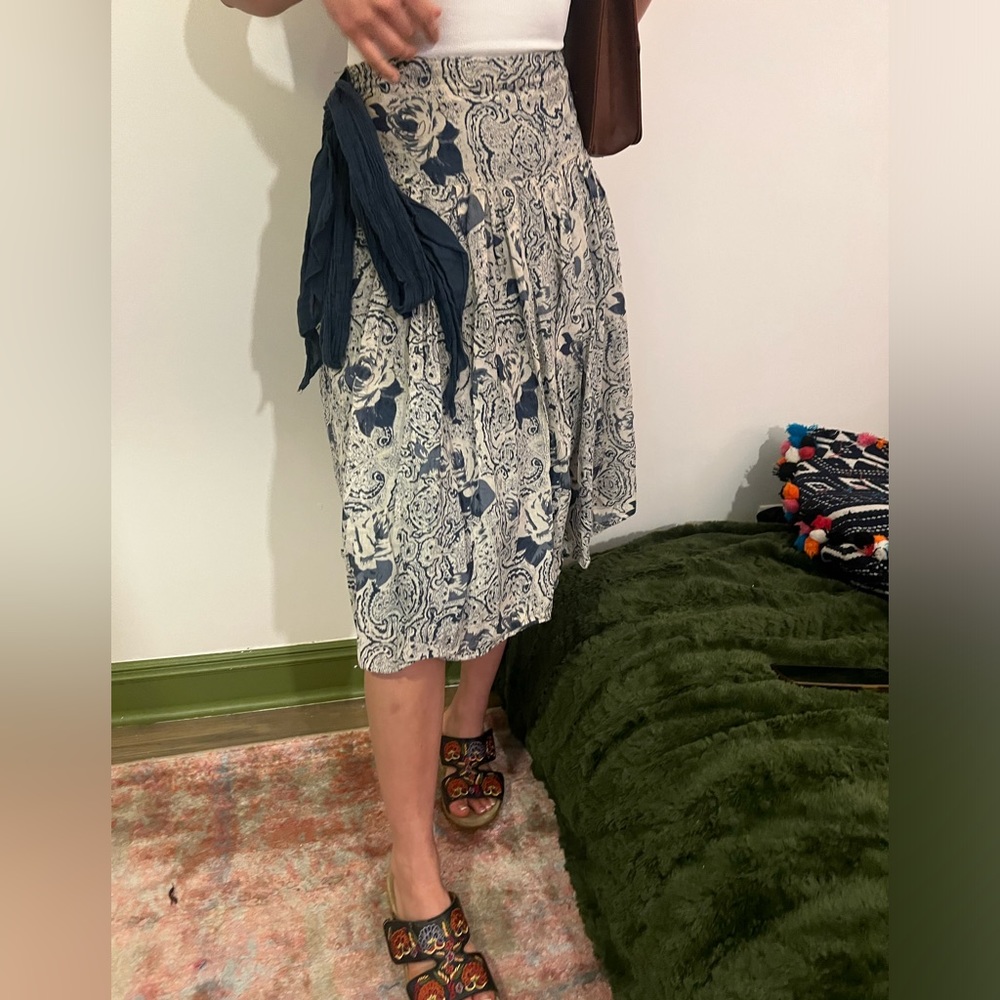 Connection 18 Skirt Small Fully Lined Blue Floral Fir & Flare